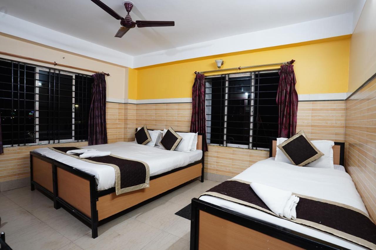 Tirupati Lodge Njp Siliguri Exterior photo