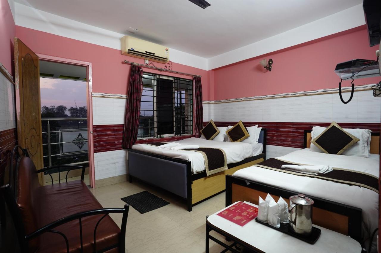 Tirupati Lodge Njp Siliguri Exterior photo