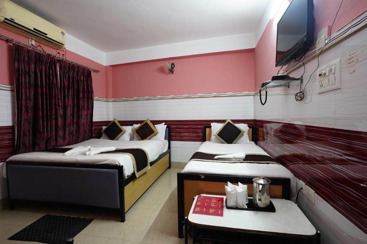 Tirupati Lodge Njp Siliguri Exterior photo