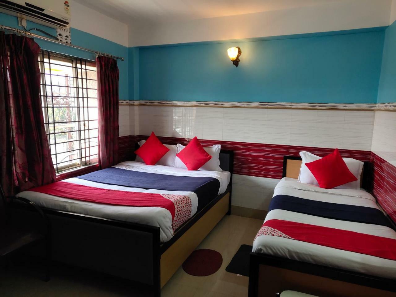 Tirupati Lodge Njp Siliguri Exterior photo