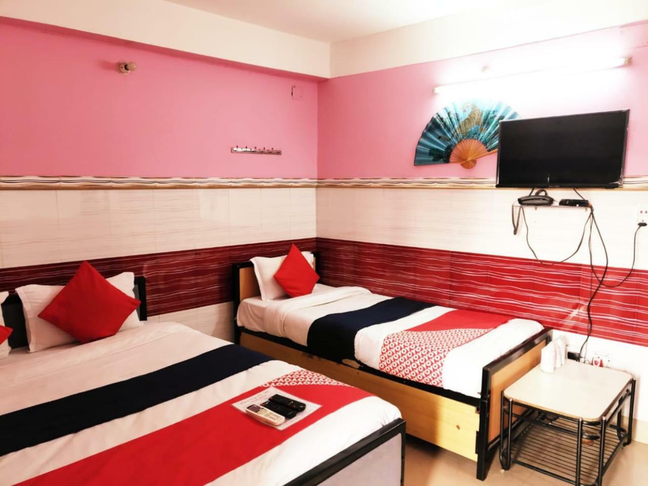 Tirupati Lodge Njp Siliguri Exterior photo