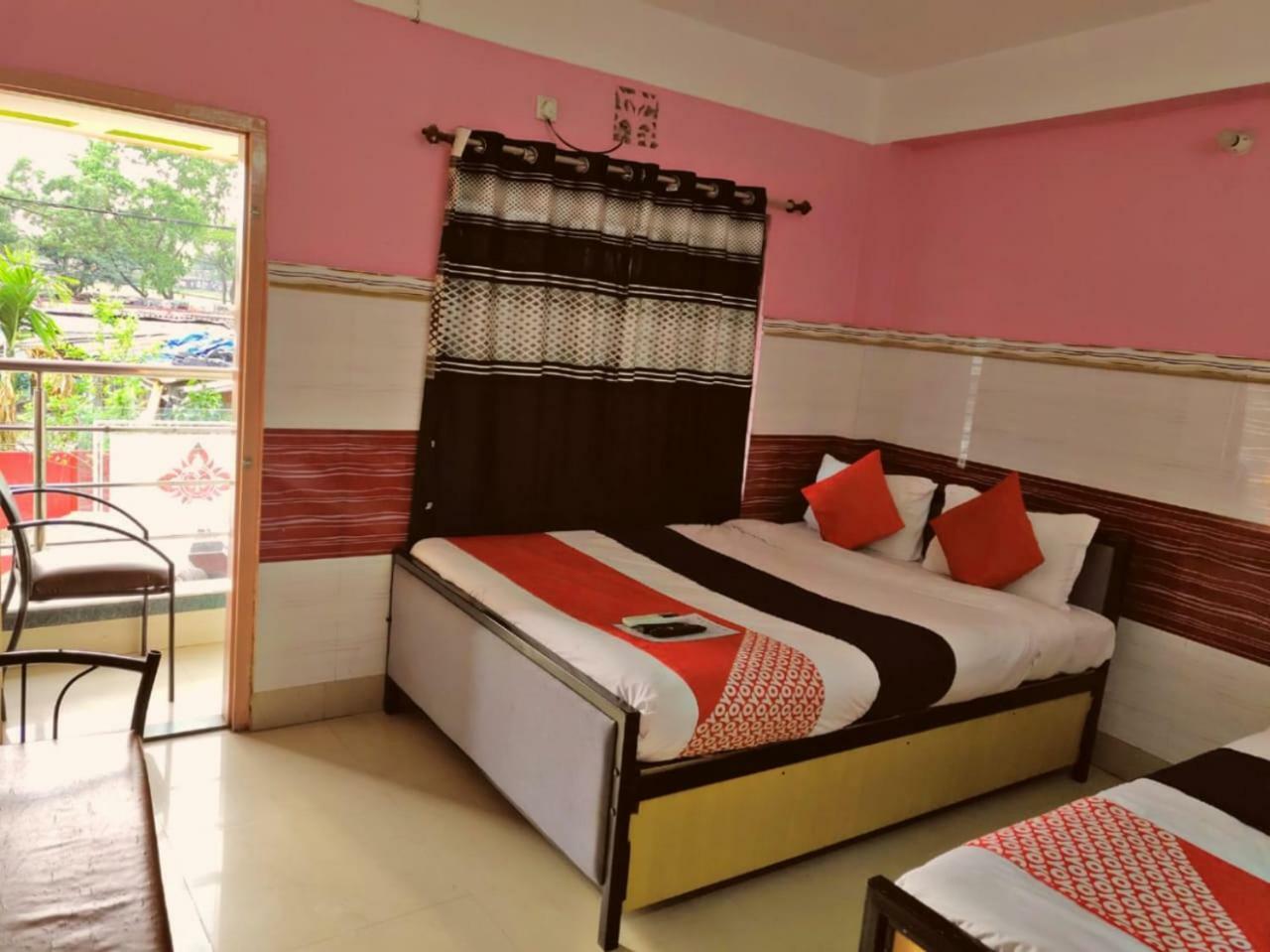 Tirupati Lodge Njp Siliguri Exterior photo