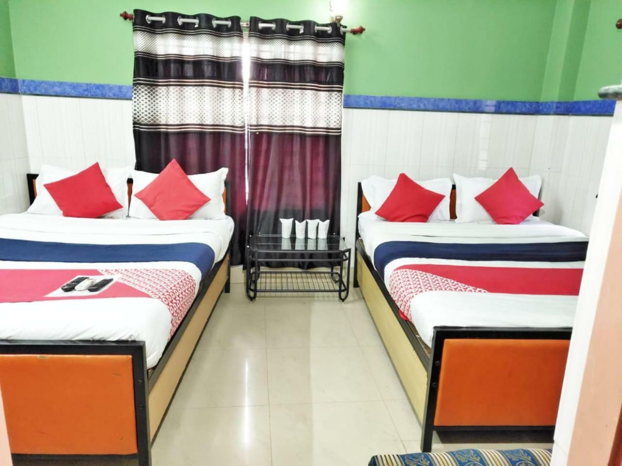 Tirupati Lodge Njp Siliguri Exterior photo