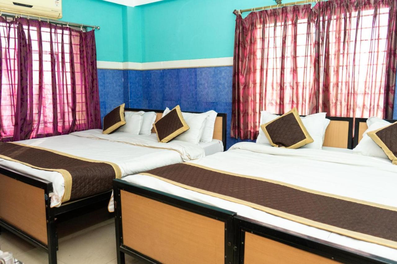 Tirupati Lodge Njp Siliguri Exterior photo