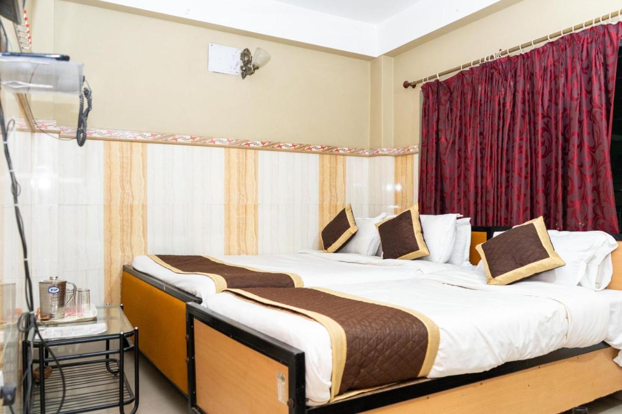 Tirupati Lodge Njp Siliguri Exterior photo