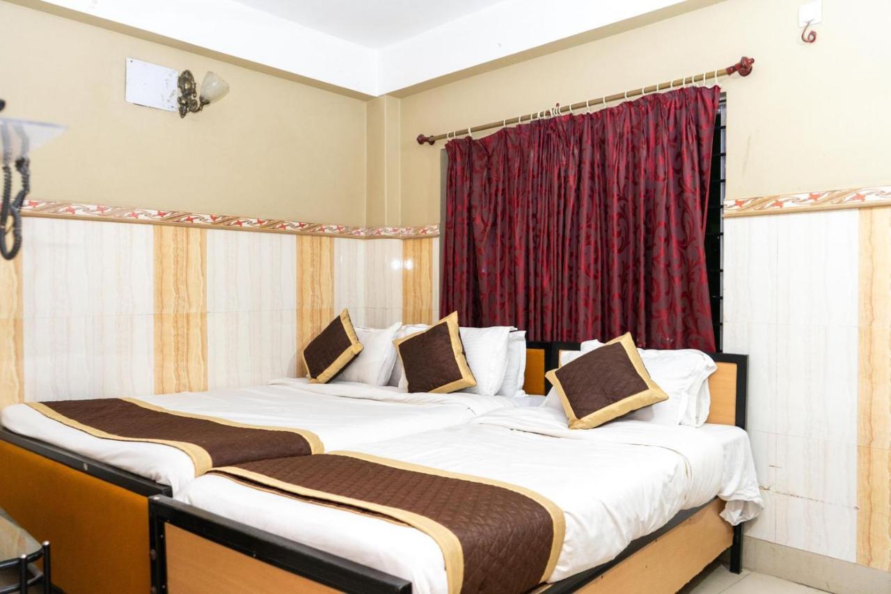 Tirupati Lodge Njp Siliguri Exterior photo